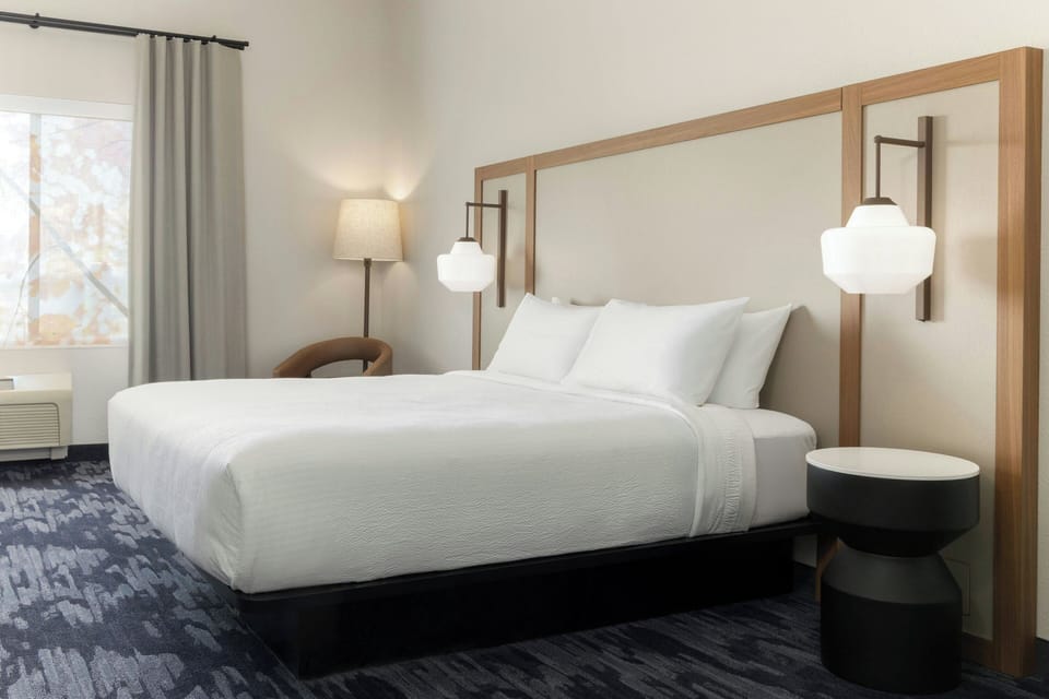 Premium bedding, pillowtop beds, in-room safe, desk