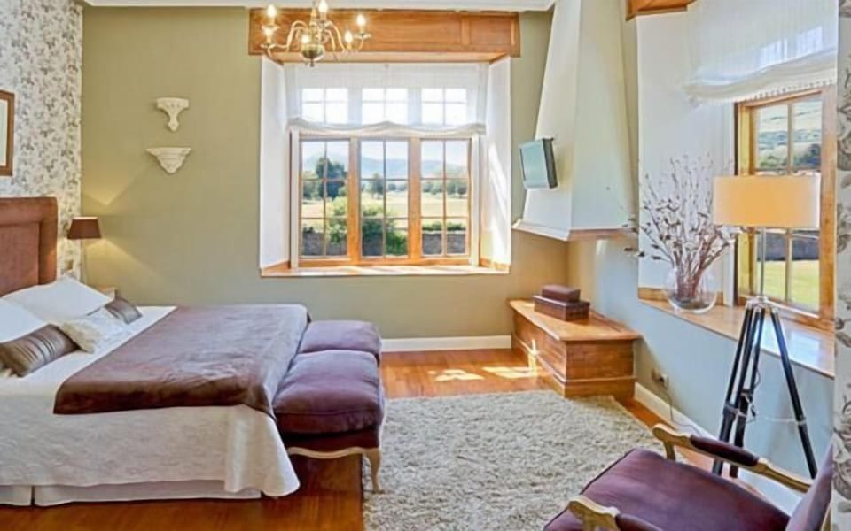 Desk, blackout drapes, cribs/infant beds, free WiFi