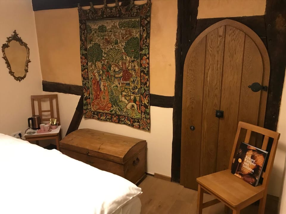 Free WiFi, bed sheets