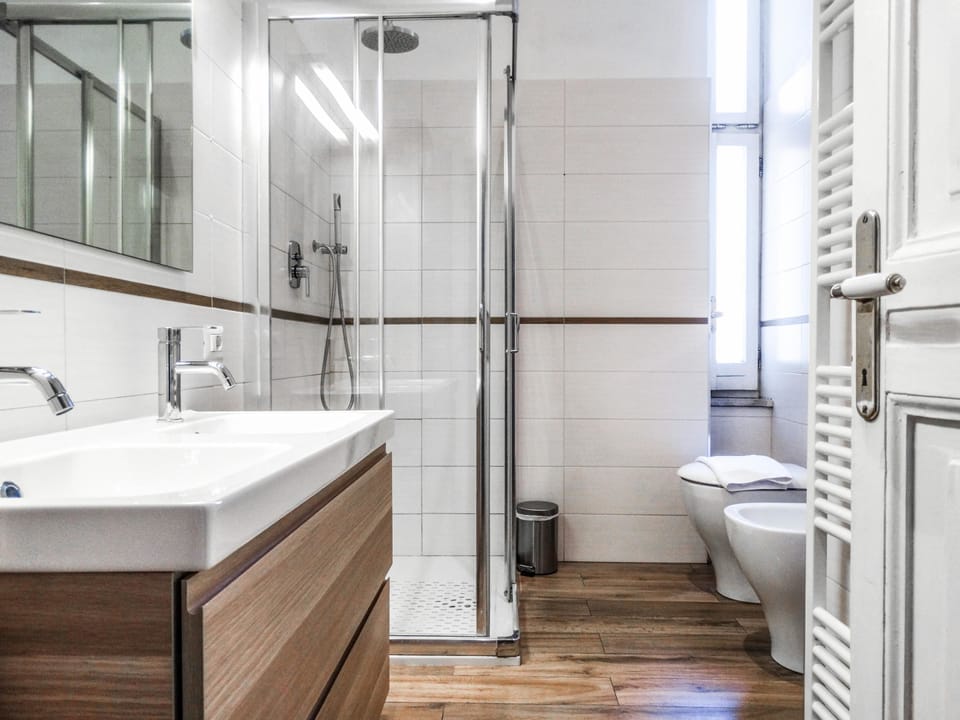 Apartment, 2 Bedrooms, Kitchen | Bathroom | Shower, free toiletries, hair dryer, bidet