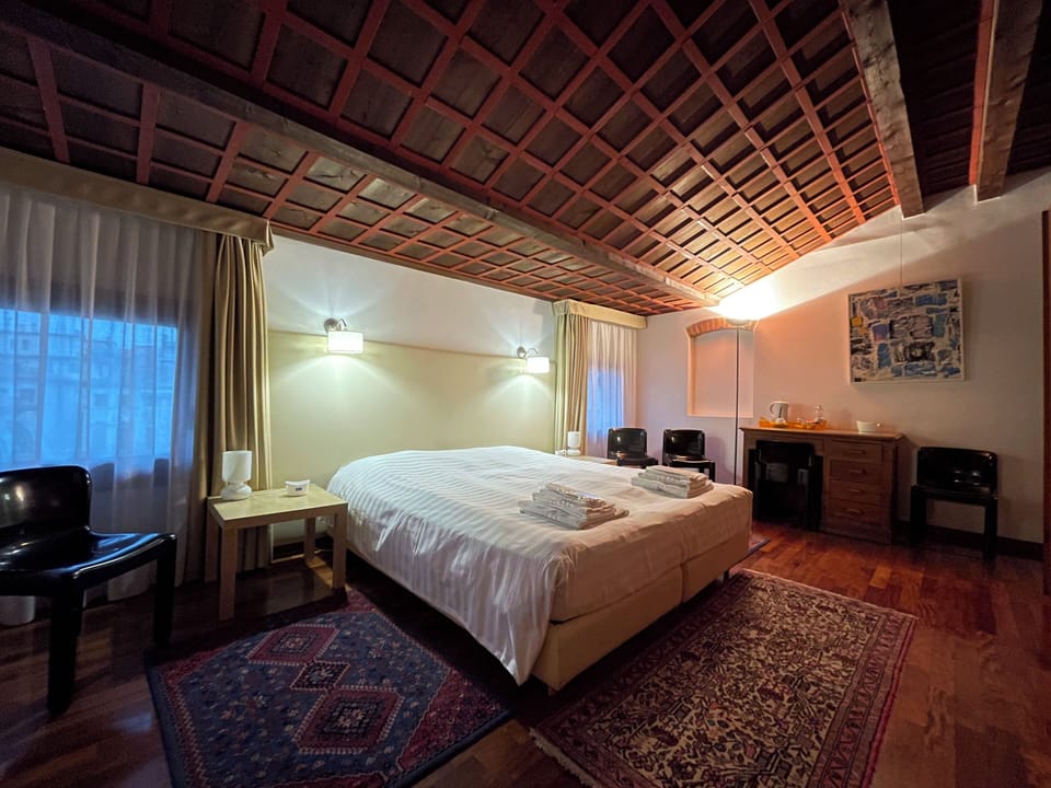 Camera Brembati con letto matrimoniale o 2 letti singoli | Minibar, desk, soundproofing, cribs/infant beds