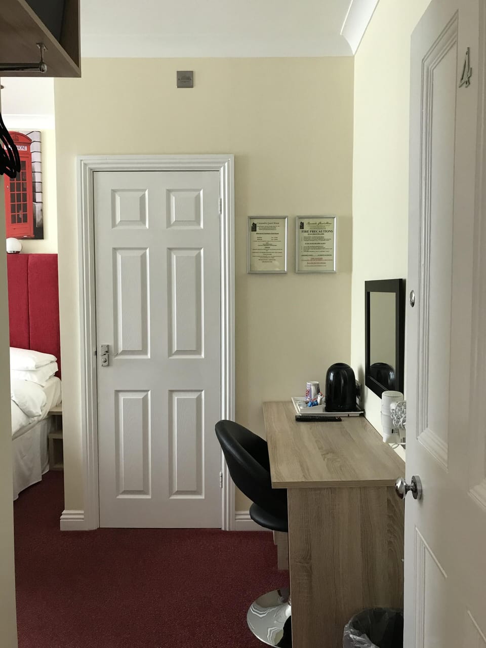 Double Room, Ensuite (Room 4)