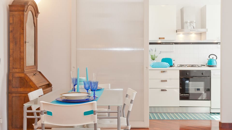 Apartment, 2 Bedrooms | In-room dining