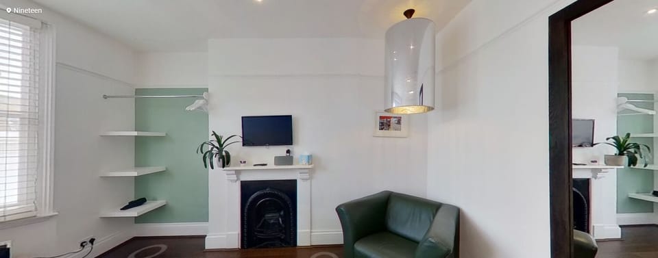 Pavilion King Suite with En Suite Bath/Shower | Living area | 32-inch LED TV with digital channels, TV, table tennis