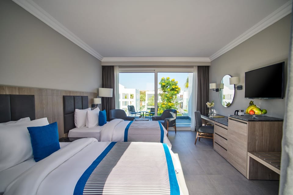 Superior Room | Premium bedding, minibar, in-room safe, desk