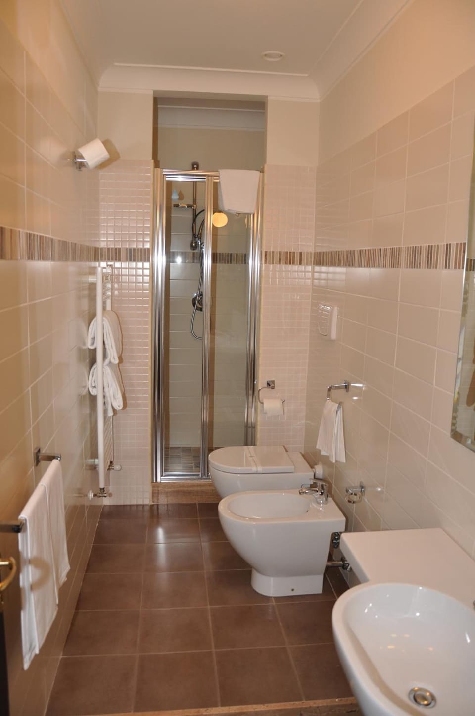 Shower, free toiletries, hair dryer, bathrobes