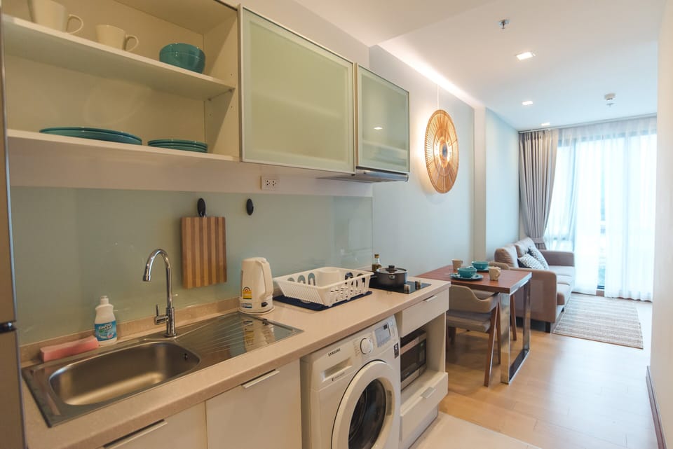 1 Bedroom A 719 | Private kitchenette | Fridge, microwave, stovetop, electric kettle