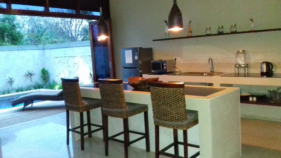 Villa, 2 Bedrooms | Private kitchenette | Coffee/tea maker, fridge, microwave, stovetop