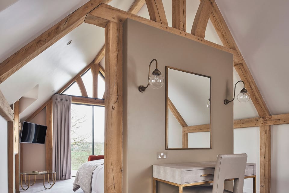 Suite | In-room safe, desk, iron/ironing board, free WiFi