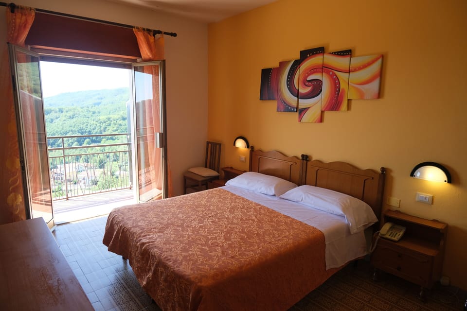 Classic Double or Twin Room, Balcony | In-room safe, desk, cribs/infant beds, free WiFi