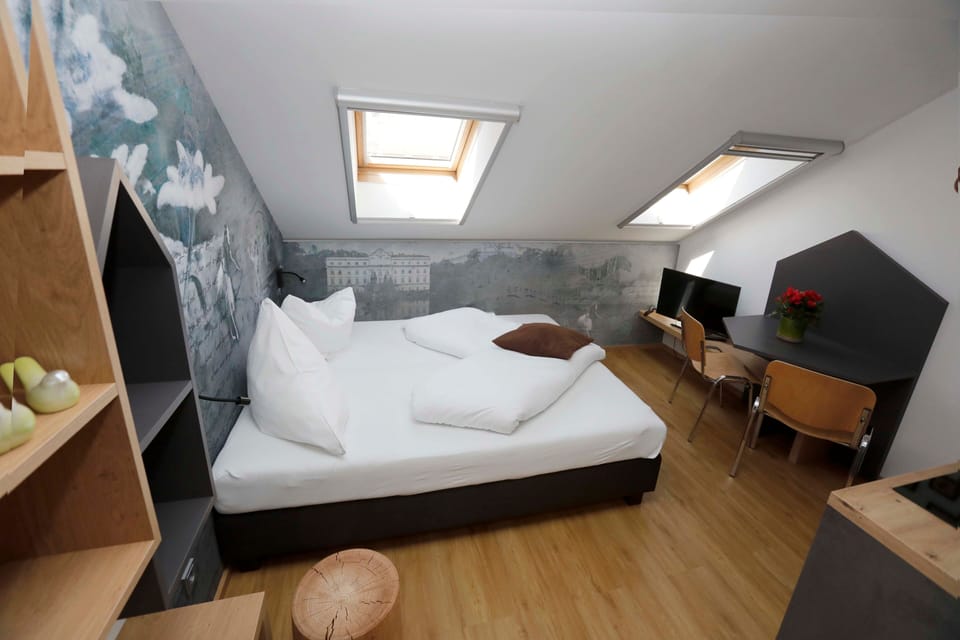 Select Comfort beds, desk, iron/ironing board, WiFi (free)
