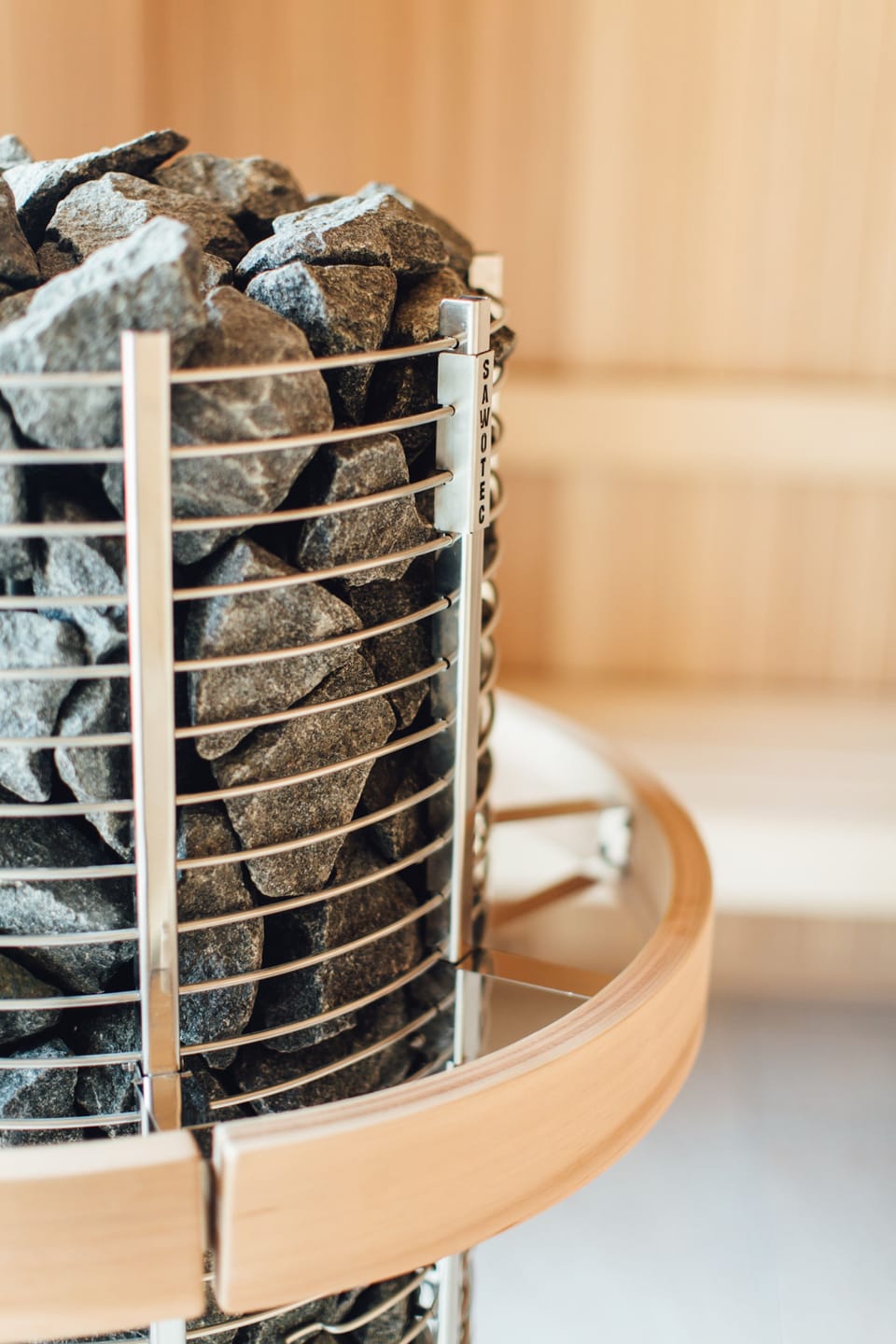 Sauna, hot tub, steam room, body treatments, body wraps, body scrubs
