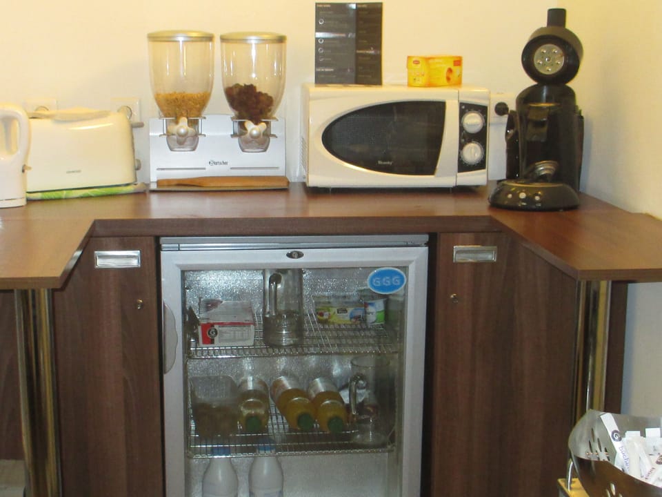 Daily continental breakfast for a fee