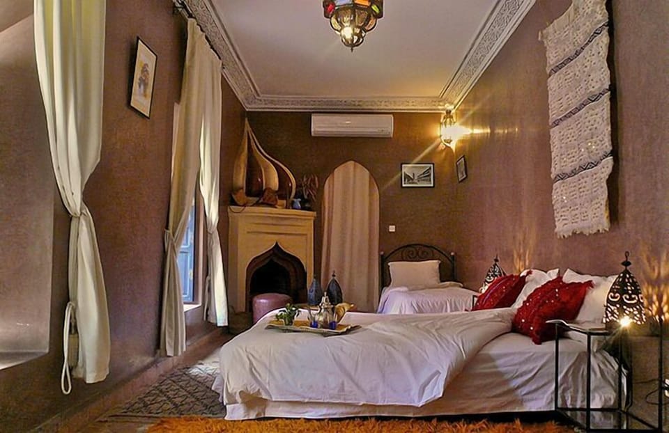 Suite (Fatima) | Iron/ironing board (on request), WiFi (free)