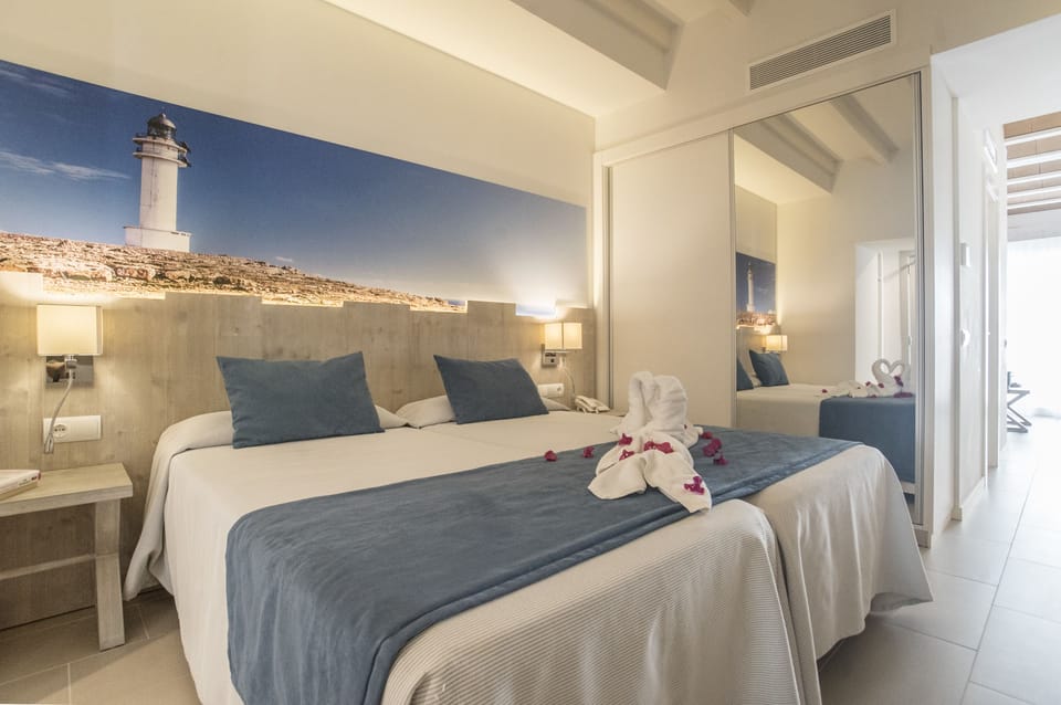 Junior Suite, Terrace, Ground Floor | In-room safe, desk, blackout drapes, WiFi (free)