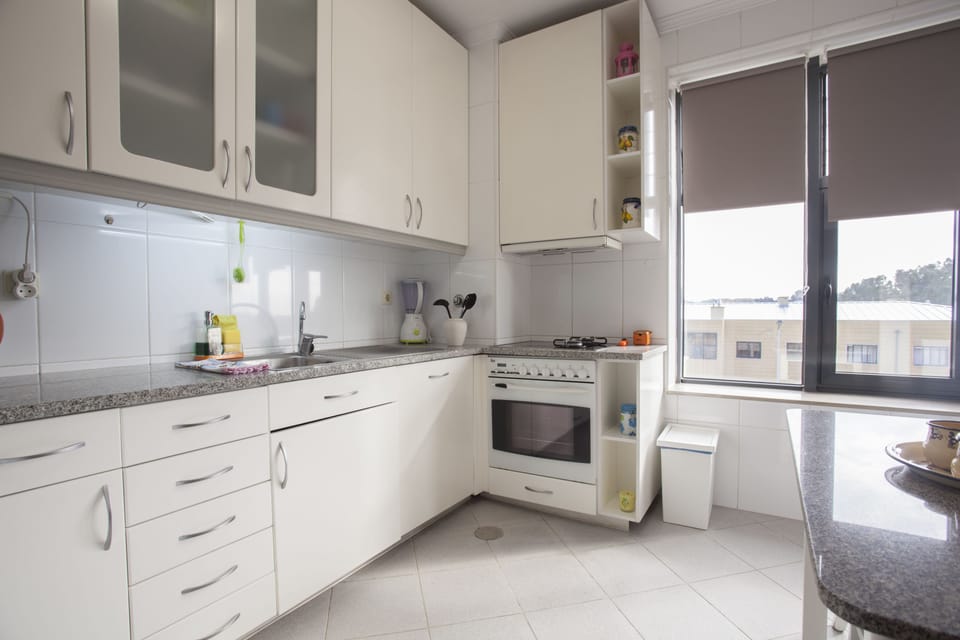 Classic Apartment, 2 Bedrooms, Balcony | Private kitchen | Full-size fridge, microwave, oven, stovetop