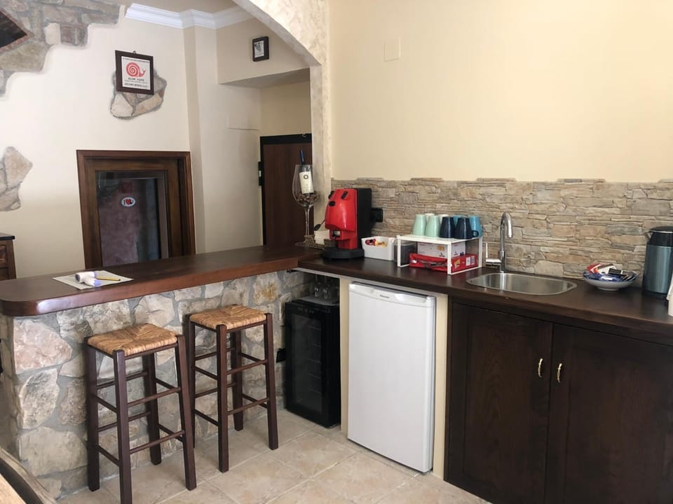 Shared fridge, espresso maker, coffee/tea maker, electric kettle