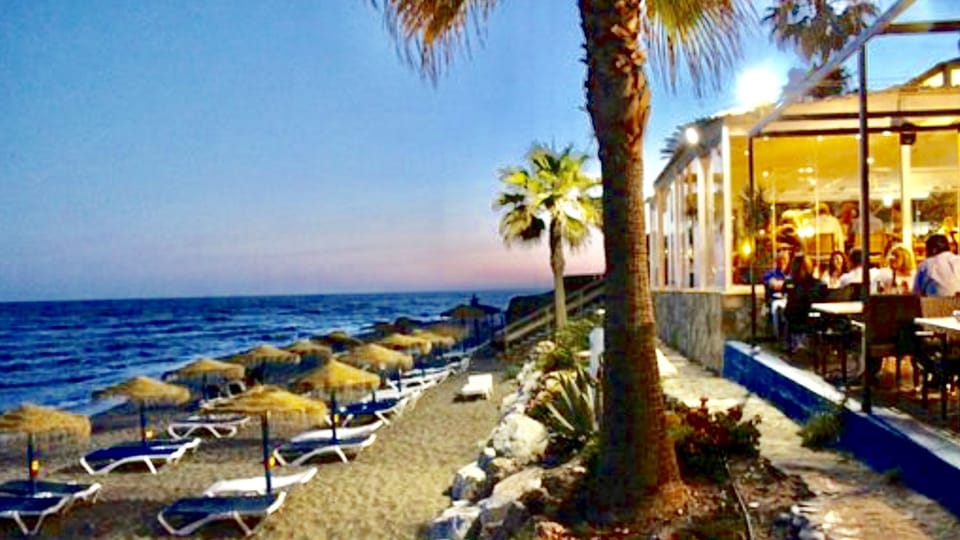 Beach bar