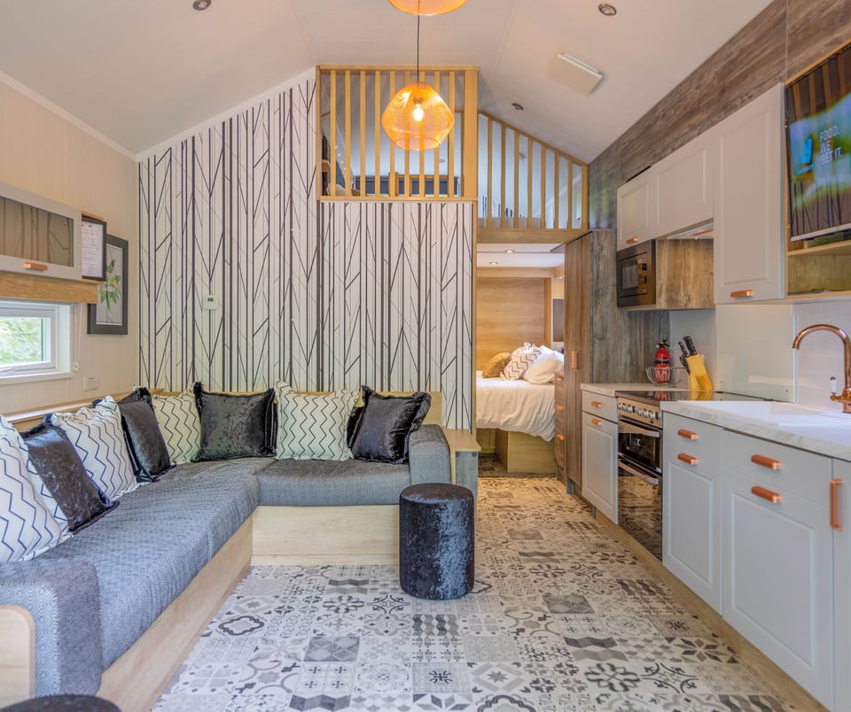 Pet Friendly Coppice Cabana | Living area | 32-inch Smart TV with digital channels, TV, Netflix
