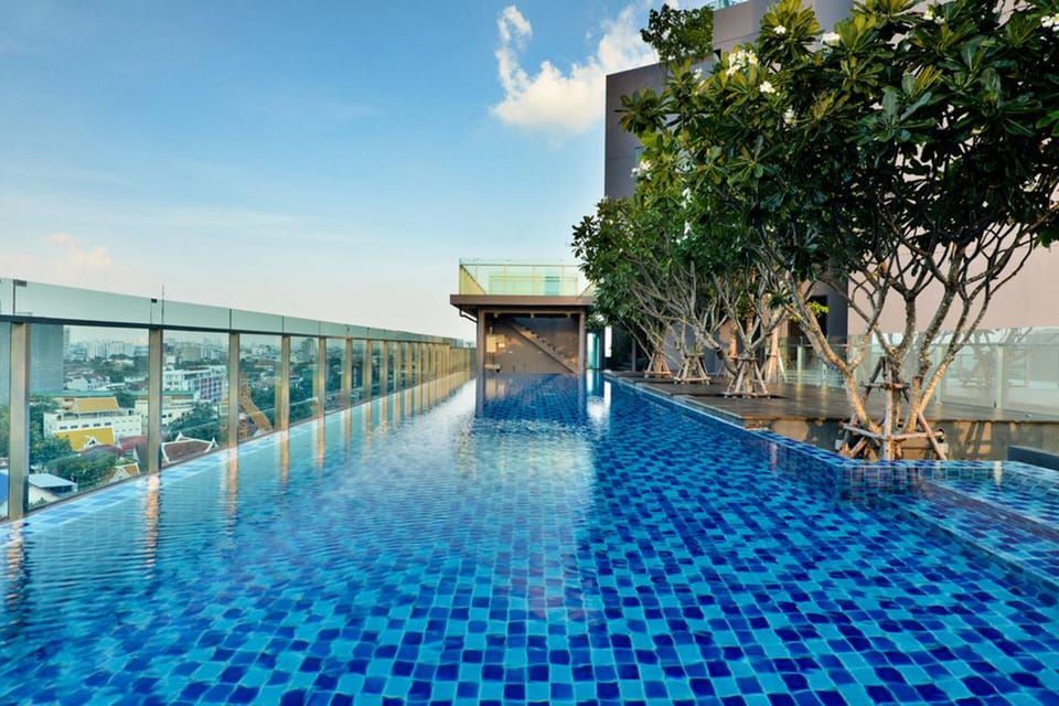 Rooftop pool
