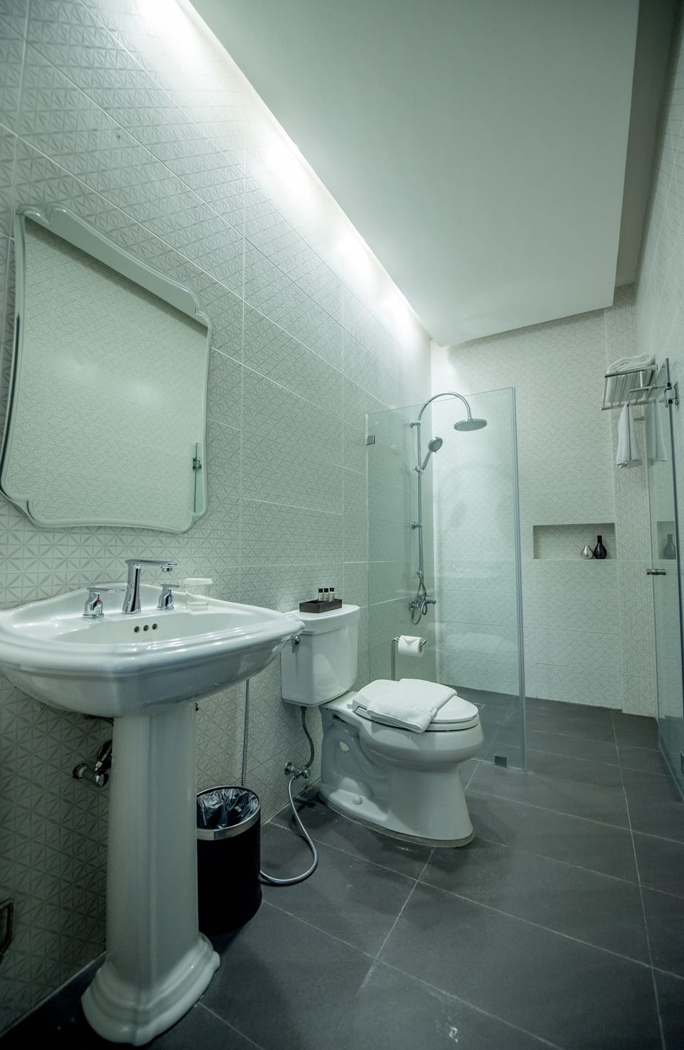 Shower, free toiletries, hair dryer, slippers