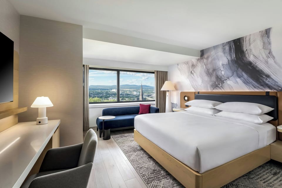 Room, 1 King Bed | 1 bedroom, desk, blackout drapes, iron/ironing board