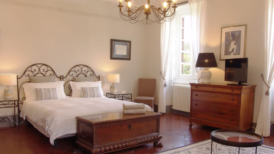Junior Suite, Hill View | Premium bedding, down comforters, minibar, in-room safe