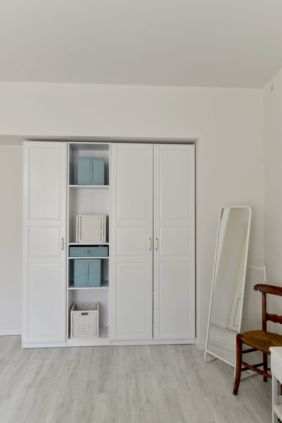 Apartment, 1 Bedroom | 1 bedroom, desk, cribs (surcharge), WiFi (free)