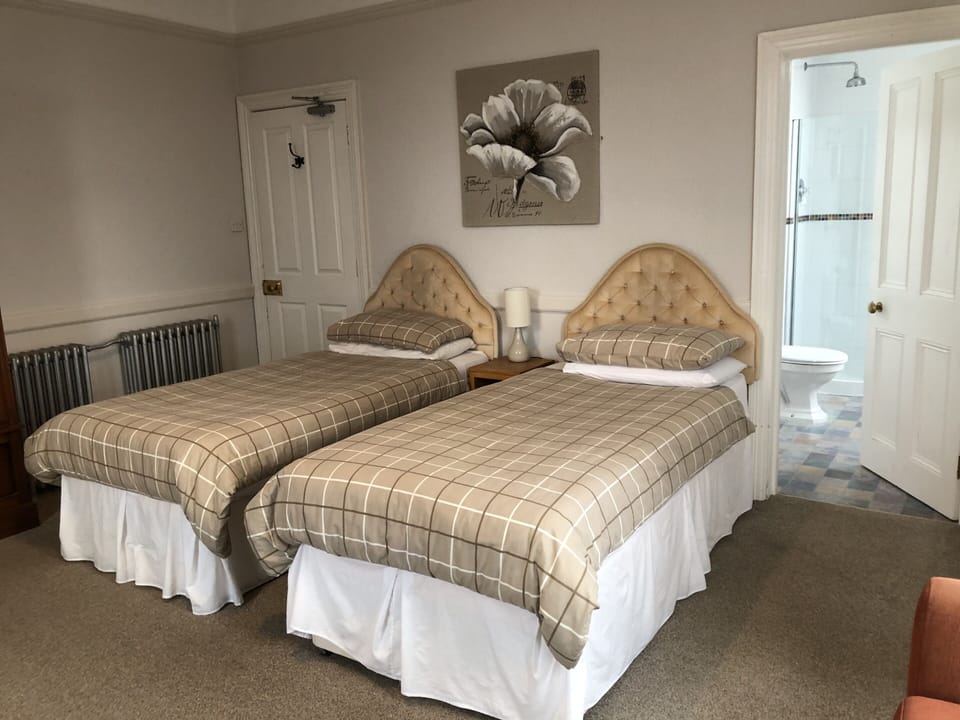 Twin Room, Ensuite (Bay) | 1 bedroom