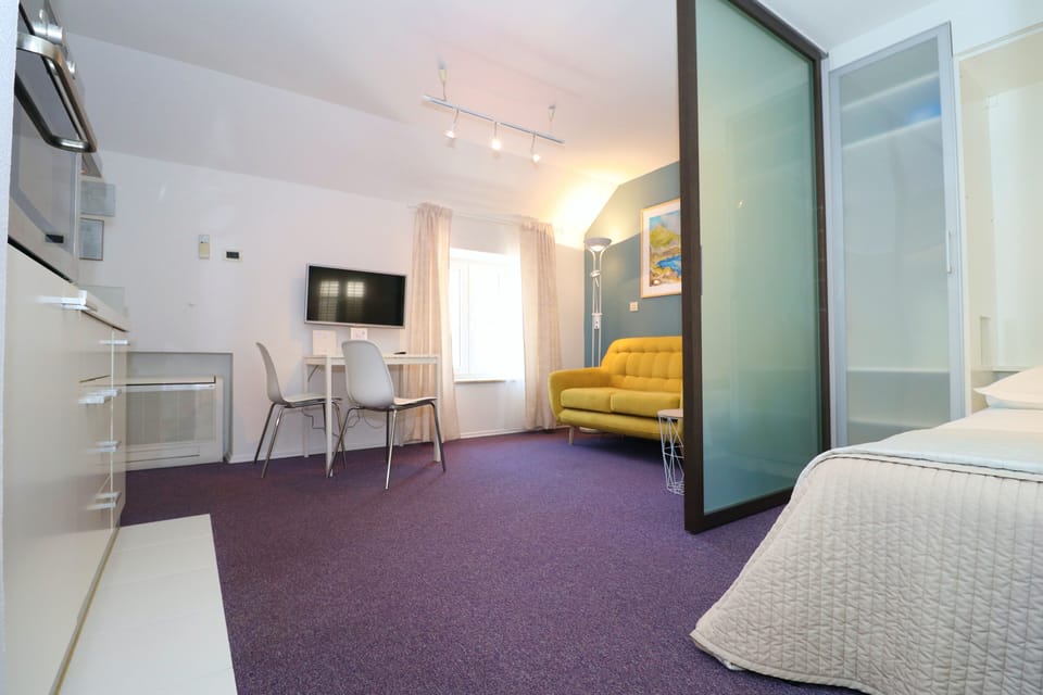 Studio, 1 Double Bed (Ulica Sv.Durda 16) | Premium bedding, in-room safe, desk, laptop workspace