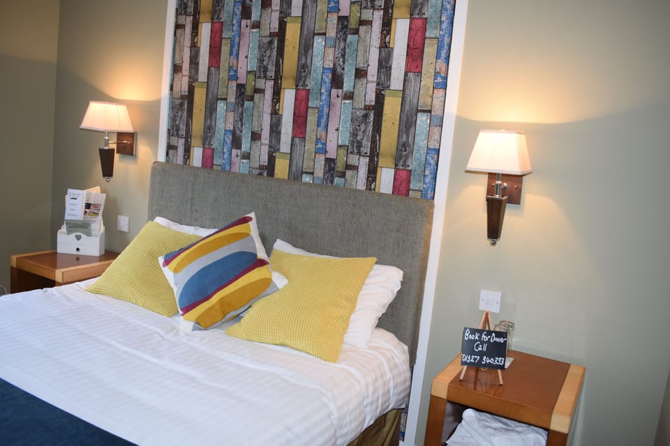 Standard Double Room, 1 Double Bed | Desk, iron/ironing board, free WiFi, bed sheets