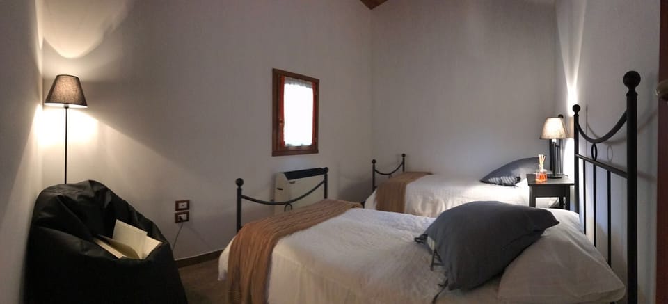 Bungalow, 2 Bedrooms, Patio | 2 bedrooms, free WiFi, bed sheets