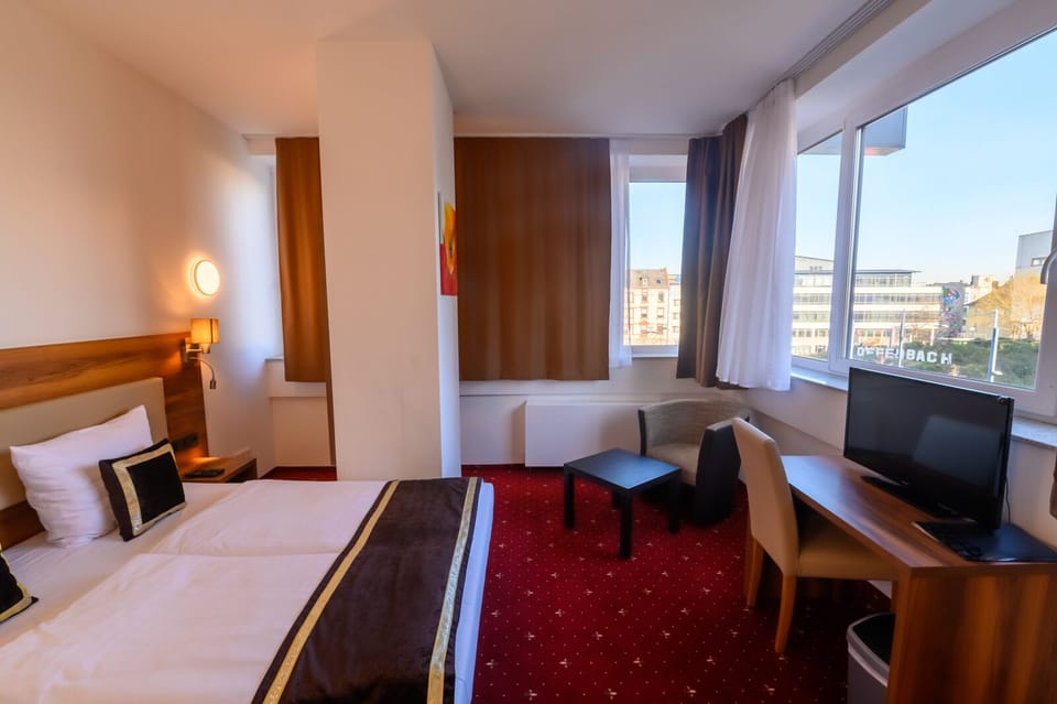 Premium bedding, minibar, in-room safe, desk