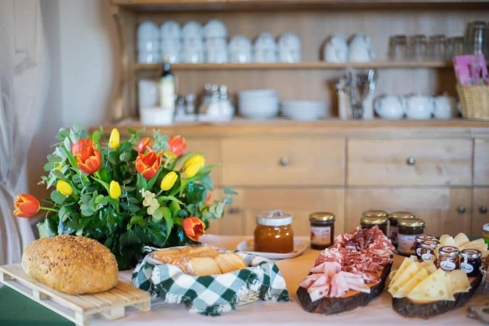 Daily cooked-to-order breakfast for a fee