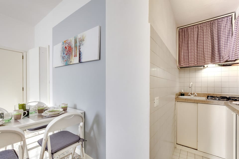 Apartment, 1 Bedroom | In-room dining