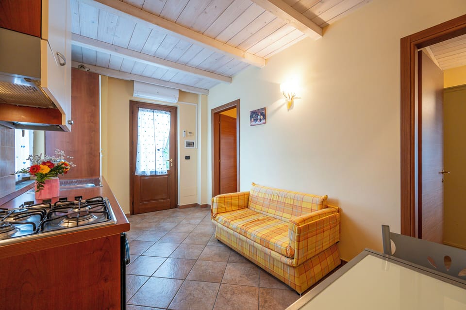 Grand Apartment, 2 Bedrooms, Terrace, Vineyard View | Living area | Flat-screen TV