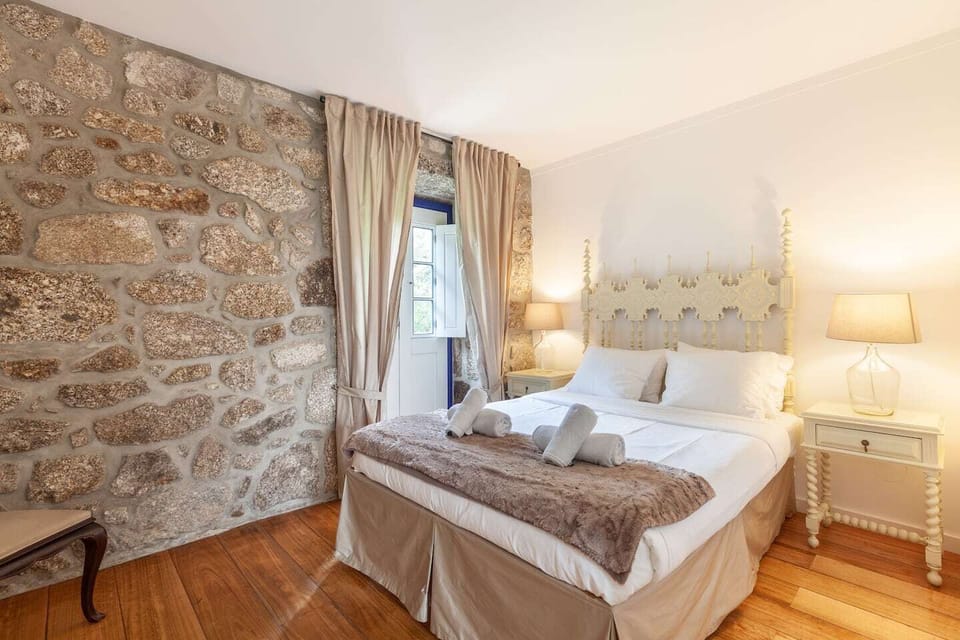 Comfort Cottage, 3 Bedrooms | Desk, laptop workspace, soundproofing, iron/ironing board