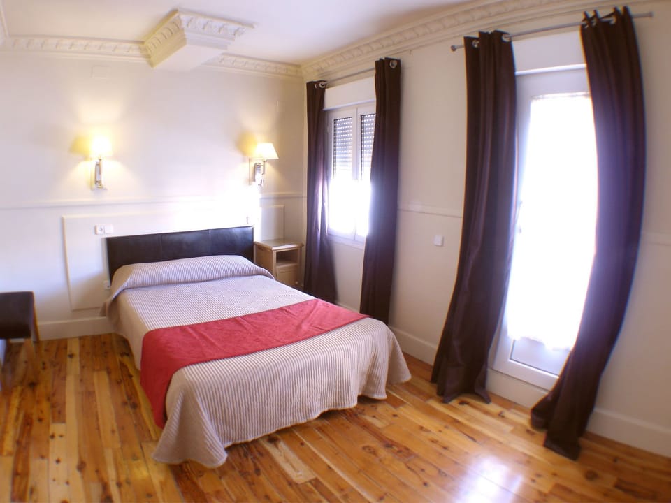 Desk, blackout drapes, travel crib, free WiFi