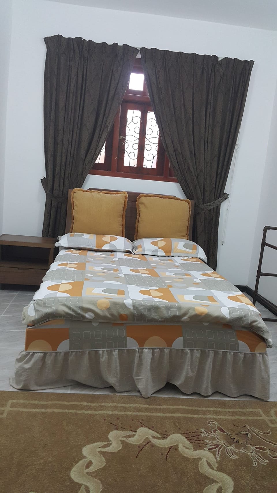 Economy Double Room, 1 Double Bed, Shared Bathroom | Premium bedding, desk, free WiFi
