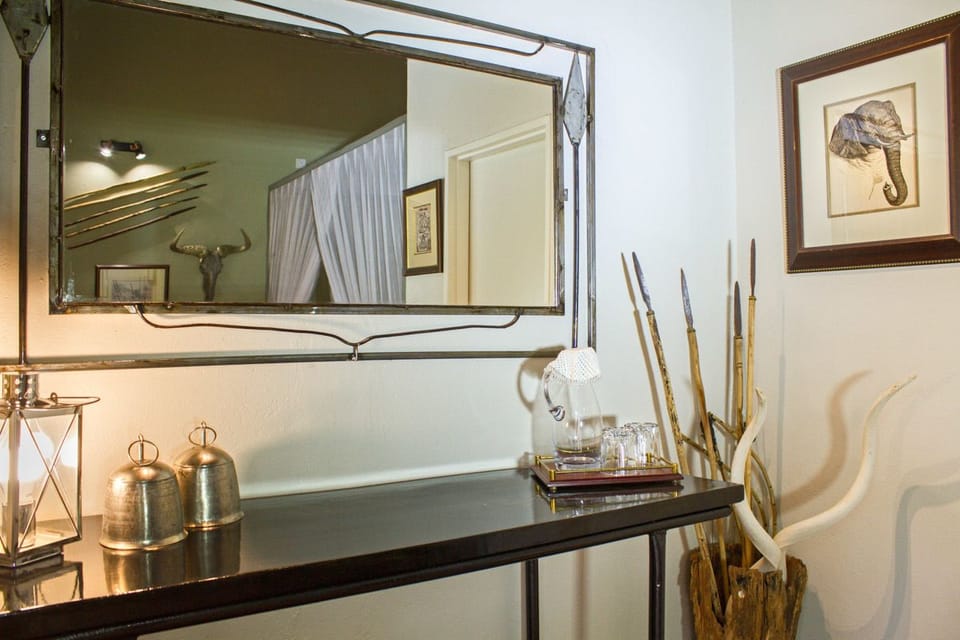 Deluxe Double or Twin Room | Premium bedding, iron/ironing board, free WiFi, bed sheets
