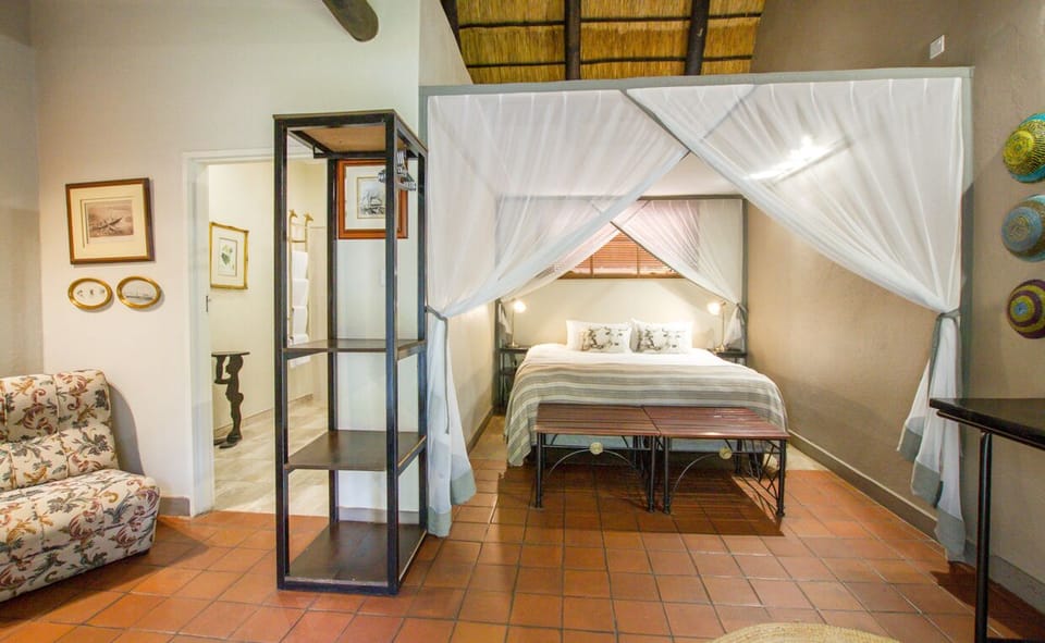 Deluxe Double or Twin Room | Premium bedding, iron/ironing board, free WiFi, bed sheets