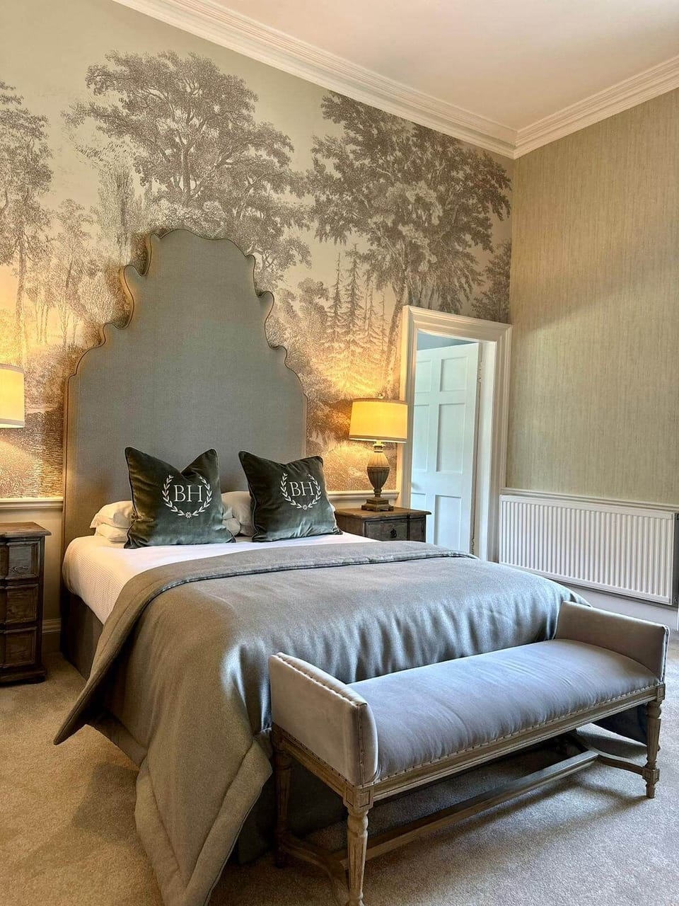 Deluxe Room (Double-Twin) | 1 bedroom, hypo-allergenic bedding, individually decorated