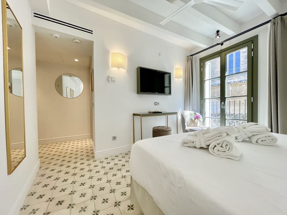 Standard Double Room, City View | 1 bedroom, premium bedding, down comforters, memory foam beds