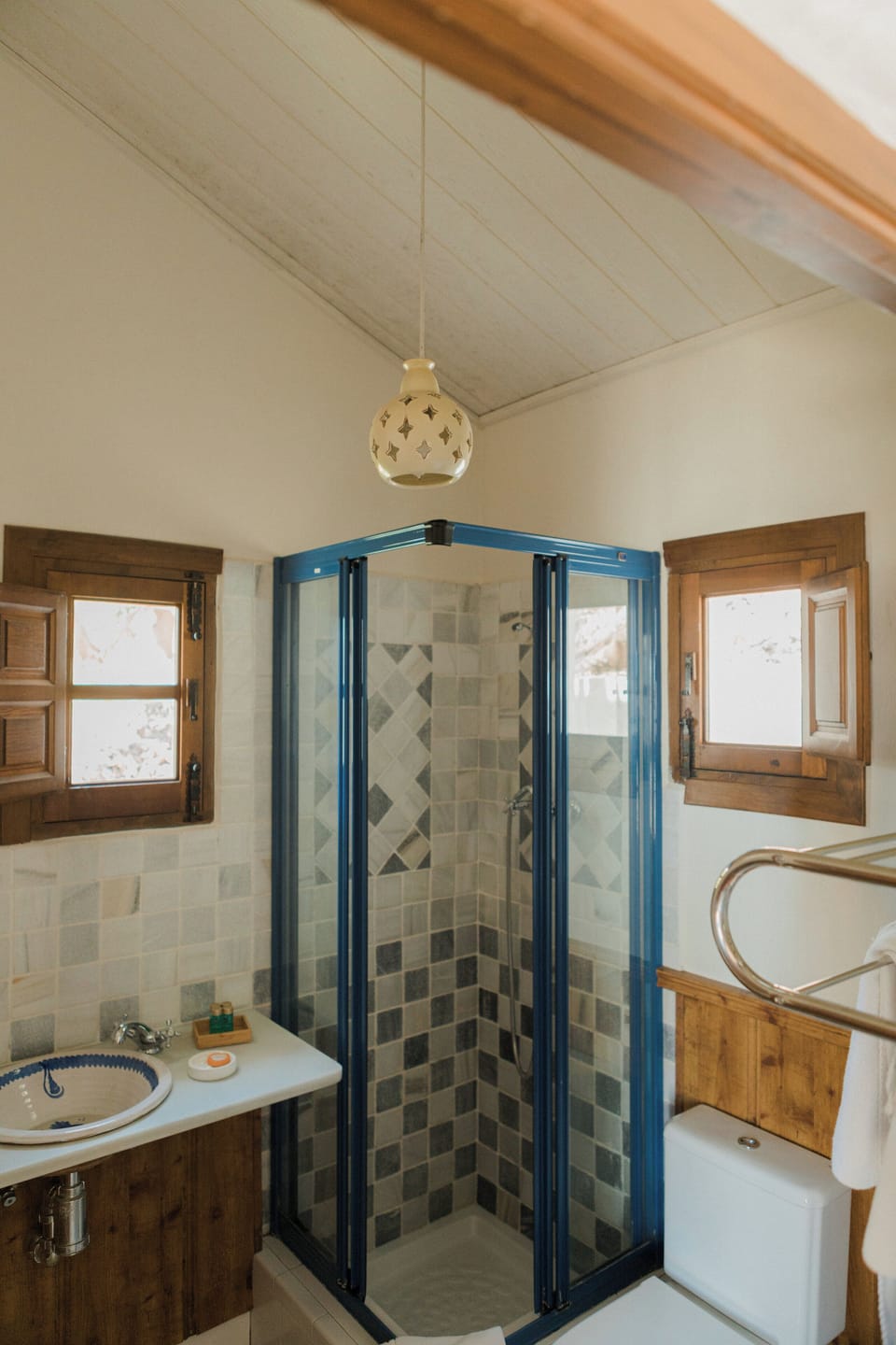 Standard Double Room, Terrace, Sea View | Bathroom | Deep soaking tub, free toiletries, hair dryer, bidet