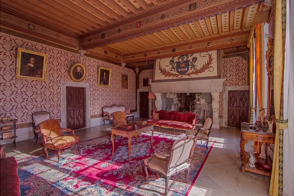 Reception hall