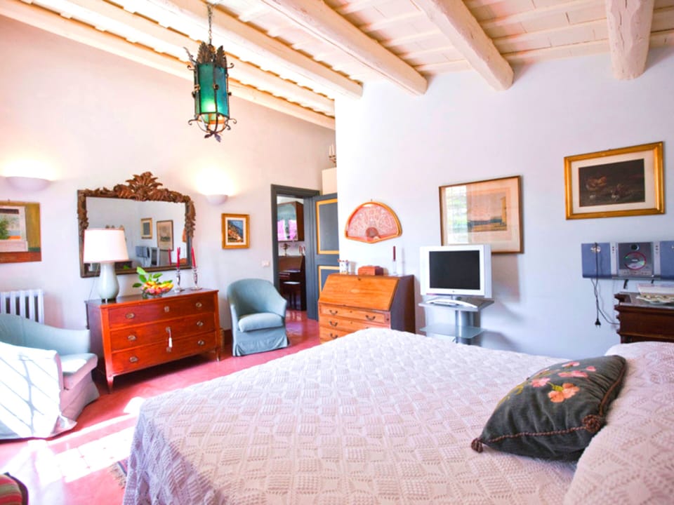 Junior Suite | Premium bedding, minibar, free WiFi, bed sheets