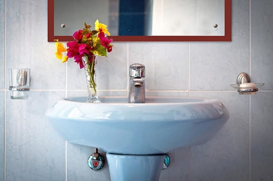 Shower, free toiletries, hair dryer (on request)