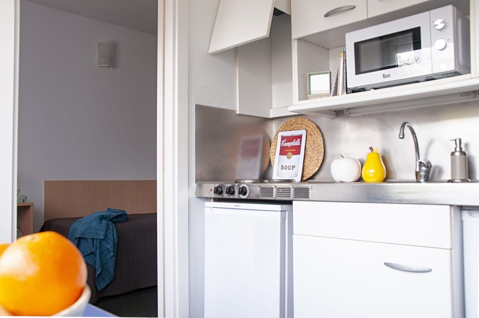 Standard Studio, 2 Bedrooms | Private kitchenette | Fridge, microwave, stovetop, cookware/dishes/utensils