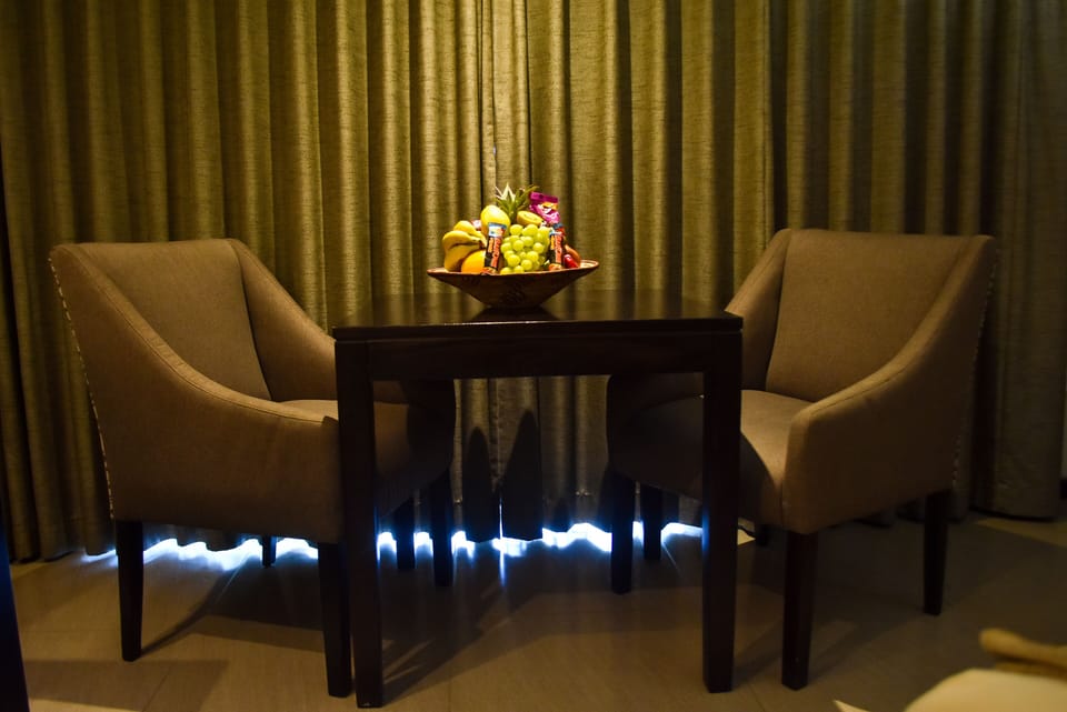 Room service - dining