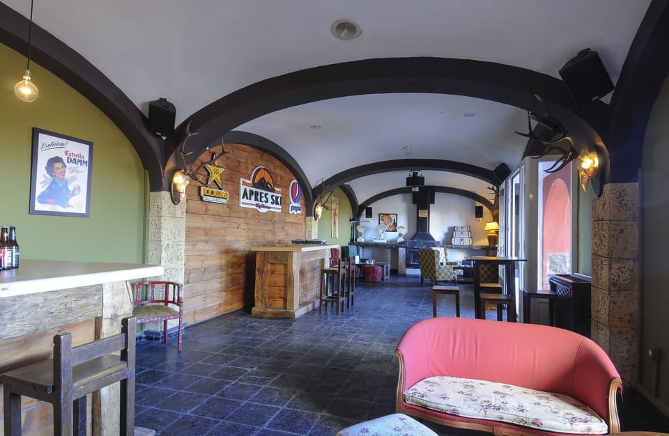 Tapas bar, garden views